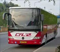 . NJ 7782  Mercedes Benz Integro der CFL, wartet am Bahnhof i Ettelbr�ck auf seinen n�chsten Einsatz.  24.04.2014