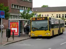 Mercedes-Benz O 530 I (Citaro) auf der Linie 170 nach S-Bahnhof Essen Borbeck am U-Bahnhof Altenessen-Mitte.(26.4.2014) 
