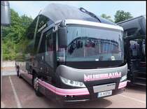 Neoplan Starliner von Nussbaum aus Deutschland im Stadthafen Sassnitz am 01.06.2013