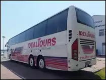 Volvo 9700 von Ideal-Tours aus Deutschland im Stadthafen Sassnitz am 08.06.2013