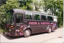 Mercedes Benz 0303 von Autobus Heim & Kieferl GmbH in München, aufgenommen 1995.