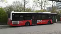 Jasper 8140 (HH-JH 2186) am 2.4.2014 auf der Bus-Linie 161 nach Berliner Tor, Pause am U-Bahnhof Steinfurther Allee
