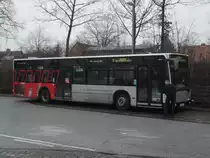 VHH 0601 (HH-UX 1678) am 10.12.2012 auf der Bus-Linie 11, Pause am U-Bahnhof Steinfurther Allee
