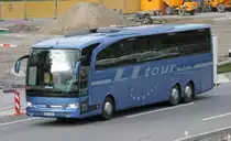 Mercedes Benz Travego, SI Tours (CZ), près de Berne en avril 2014