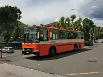 NAW Nr. 27 der Autolinea Mendrisiense beim Bahnhof Maroggia-Melano, 13.05.2014.