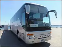 Setra 417 GT-HD von Werner-Tours aus Deutschland im Stadthafen Sassnitz am 11.06.2013