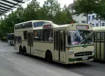 Daimler Benz  aus Essen zu Besuch 
beim Stadtverkehr Lübeck.
Gesehen am 17.05.2014 am Zob Lübeck.