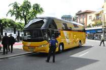 AutoPostale del Malcantone, Croglio. Neoplan N1216 Cityliner (TI 181'464)in der Nähe der Haltestelle Cassarate, Monte Brè als Shuttle für den Tessiner Staatsrat anlässlich des Staatsbesuchs des italienischen Präsidenten Giorgio Napolitano. (21.5.2014)