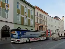 SETRA S315NF, als provisorisches Reisebüro von Krautgartner-Reisen am Rieder Hauptplatz; 140419