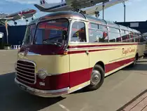Setra, Oldtimer-Reisebus, ausgestellt zum Europatreffen historischer Busse in Sinsheim, April 2014