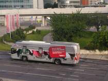 Neoplan Cityliner der Vienna AirportLines (ÖBB Postbus) auf der Wagramer-Strasse in Wien, Aufgenommen am 30. Mai 2014