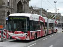 VBZ Z�rich - 3 Teiliger Hess - Swisstrolley BGGT-N2C Nr.63 mit Werbung fur die EURO 08 unterwegs auf der Linie 31 am 19.04.2008