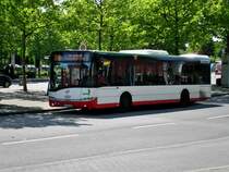 Solaris Urbino auf der Linie 370 nach Bochum, Stiepeler Dorfkirche am S-Bahnhof Dortmund-Lütgendortmund.(31.5.2014)
