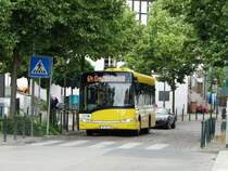 VIABus Solaris Urbino 8,9 als VilBus am 11.06.14 in Bad Vilbel auf der Linie 64