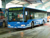 Mercedes Citaro Nr. 35 (1999) der AFA am 8.2.2014 in der Busstation Adelboden wartend auf die Abfahrt. Bis heute steht dieser bei der AFA älteste Citaro rege im Einsatz. Dank schöner Lackierung und Klimaanlage kann er dies von mir aus auch noch einige Jahre :) Links neben Nr. 35 steht der zweitälteste Citaro Nr. 91 (2000).