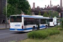 Wagen 66 der VVB, ein MAN NL263 mit EZ 2002, steht am 18. April 2014 am Weltkulturerbe.