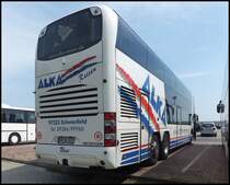 Neoplan Skyliner von Alka Reisen aus Deutschland im Stadthafen Sassnitz am 19.06.2013