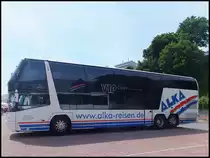 Neoplan Skyliner von Alka Reisen aus Deutschland im Stadthafen Sassnitz am 19.06.2013