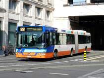 TG Genf - Volvo Gelenkbus Nr.357 GE 96221 eingeteilt auf der Linie 27 unterwegs in Genf am 07.05.2008