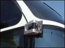 Spiegelhalterung des Neoplan Cityliner von ETK-Reisen aus Deutschland im Stadthafen Sassnitz am 20.06.2013