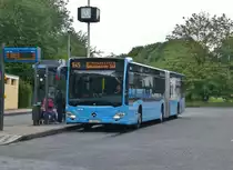 Mercedes-Benz O 530 III (Citaro 2. Generation) auf der Linie 645 nach Wuppertal-Hahnerberg Schulzentrum-Süd an der Haltestelle Wuppertal-Uellendahl Raukamp Schleife.(12.7.2012)
