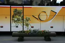 Detailaufnahme: Postkutsche auf Setra S 415 GT-HD  PostAuto Oberland Tours , Grindelwald/Schweiz 28.06.2014