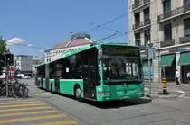 Mercedes Citaro 701 auf der Linie 50 fährt Richtung Haltestelle Bahnhof SBB. Die Aufnahme stammt vom 26.06.2014.