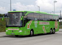 MEINFERNBUS von Warnem�nde Strand(Jugendherberge)nach Dresden Hbf stand am 13.07.2014 an der Haltestelle Warnem�nde Werft.