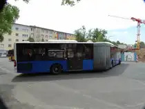 Auf diesen Bild sieht man das auch ein Mercedes Benz Citaro C1 Facelfit G enge Kurven Fahren kann. Hier am 17.06.14 in Hanau