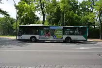 P-AV 910 am 10.06.2014 auf der Linie 696 unterwegs.