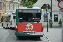P-AV 976 kommt am 26.06.2014 aus Berlin. Aufgenommen am Luisenplatz.