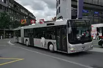 MAN Lions City 120 mit der AEK Werbung auf der Linie 1 am Bahnhof Thun. Die Aufnahme stammt vom 29.07.2014.