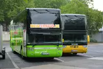 WTM-MF 187 steht am 08.07.2014 auf dem Parkplatz des ZOB in Berlin.