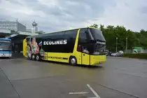 JH-994 macht sich am 08.07.2014 auf dem Weg nach Lettland. ZOB Berlin.