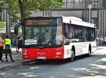 MAN Niederflurbus 3. Generation (Lion's City) als SEV für die S-Bahnlinien 5,7 und 75 Richtung Berlin Ostbahnhof am S+U Bahnhof Berlin Friedrichstraße.(8.8.2014)
