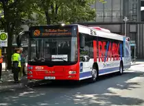 MAN Niederflurbus 3. Generation (Lion's City) als SEV für die S-Bahnlinien 5,7 und 75 Richtung Berlin Ostbahnhof am S+U Bahnhof Berlin Friedrichstraße.(8.8.2014)
