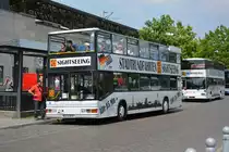 B-A 9810 steht am 08.07.2014 am Zoo in Berlin.