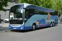 BTF-VT 999 steht am Zoo in Berlin. Aufgenommen am 08.07.2014.