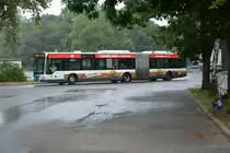 P-AV 976 kommt vom Hauptbahnhof. Hier wird gewendet und dann zurück gefahren. Aufgenommen am 12.07.2014.