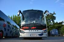 Am 13.07.2014 steht HB-HR 21 aus Österreich am Lustgarten in Potsdam.