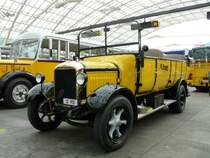 Postauto - FBW Oldtimer F Cabriolet SZ 955 in der Halle der Postautohaltestelle von Chur anl�sslich der 150 Jahr Feier der Rheintallinie am 25.05.2008
