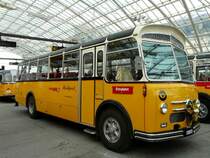 Postauto - Saurer 3 DUX Alpenwagen BS 1815 in der Halle der Postautohaltestelle von Chur anl�sslich der 150 Jahr Feier der Rheintallinie am 25.05.2008