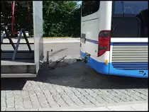 Die Kuplung zwischen H�nger und Setra 415 NF der Kraftverkehrsgesellschaft mbH Ribnitz-Damgarten in Ribnitz-Damgarten am 22.07.2013