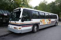 Bus der Firma  Autocars des Chutes  des Herstellers Nova Bus, aufgenommen im September 2014 am Hafen (Boulevard Champlain) von Québec. 