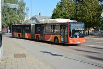 UFH 481 auf der Linie 1 am Hauptbahnhof Linköping am 11.09.2014.