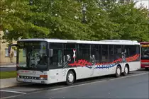 . Setra S 319 NF wartet am ZOB in Emden auf seinen nächsten Einsatz.  07.10.2014