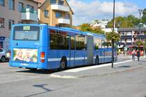 XBX 390 macht eine Kurze Pause in Vaxholm, bevor es auf Linie 670 zurück nach Stockholm geht. Aufgenommen am 13.09.2014.
