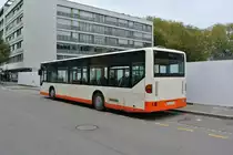 BGU Sch�lerkurs in der Stadt Solothurn. Bei diesem Citaro I handelt es sich um den BSU Wagen Nr. 71, s�mtliche Anschriften wurden jedoch entfernt, 27.10.2014.


