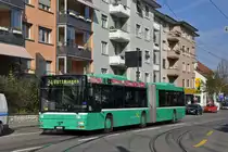 MAN Bus mit der Betriebsnummer 760 auf der Linie 34 fährt zur Haltestelle Binningen Kronenplatz. Die Aufnahme stammt vom 27.10.2014.