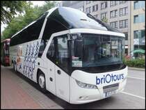 Neoplan Starliner von Briotours aus Deutschland in Hamburg am 25.07.2013